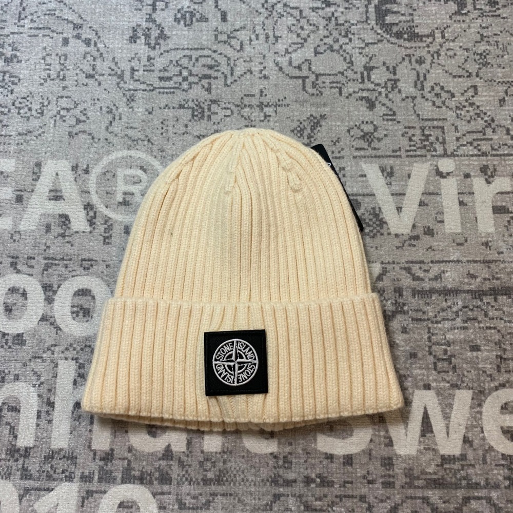 Stone Island Beanie Hat Mens OS Cream Ribbed Knit Compass Logo Patch